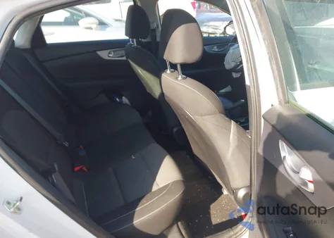 2023 Kia Forte Lxs z USA, uszkodzony, nr VIN 3KPF24ADXPE585717